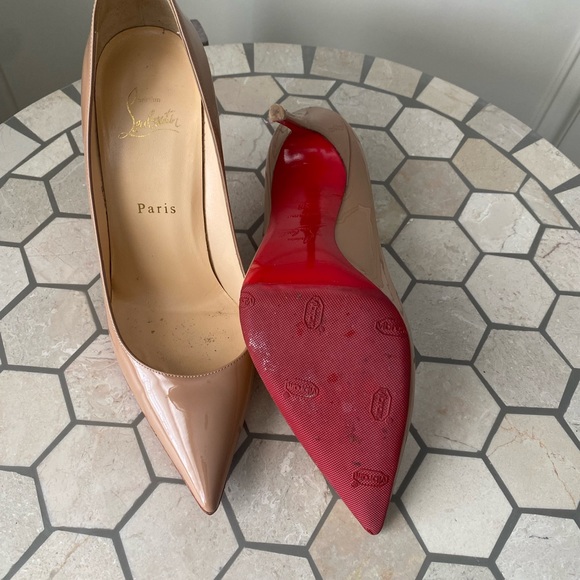 CHRISTIAN LOUBOUTIN Patent Leather Pointed-Toe Pumps Size: 8 | IT 38 - Picture 3 of 11